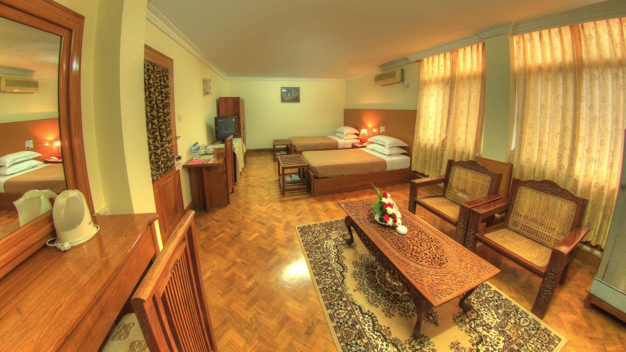 Nadi Myanmar Hotel Mandalay Ngoại thất bức ảnh